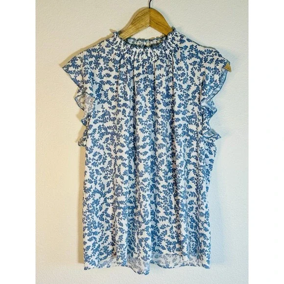 Melloday Short Sleeve Top Size Large Blue Floral  Ruffle Neck - Picture 2 of 11